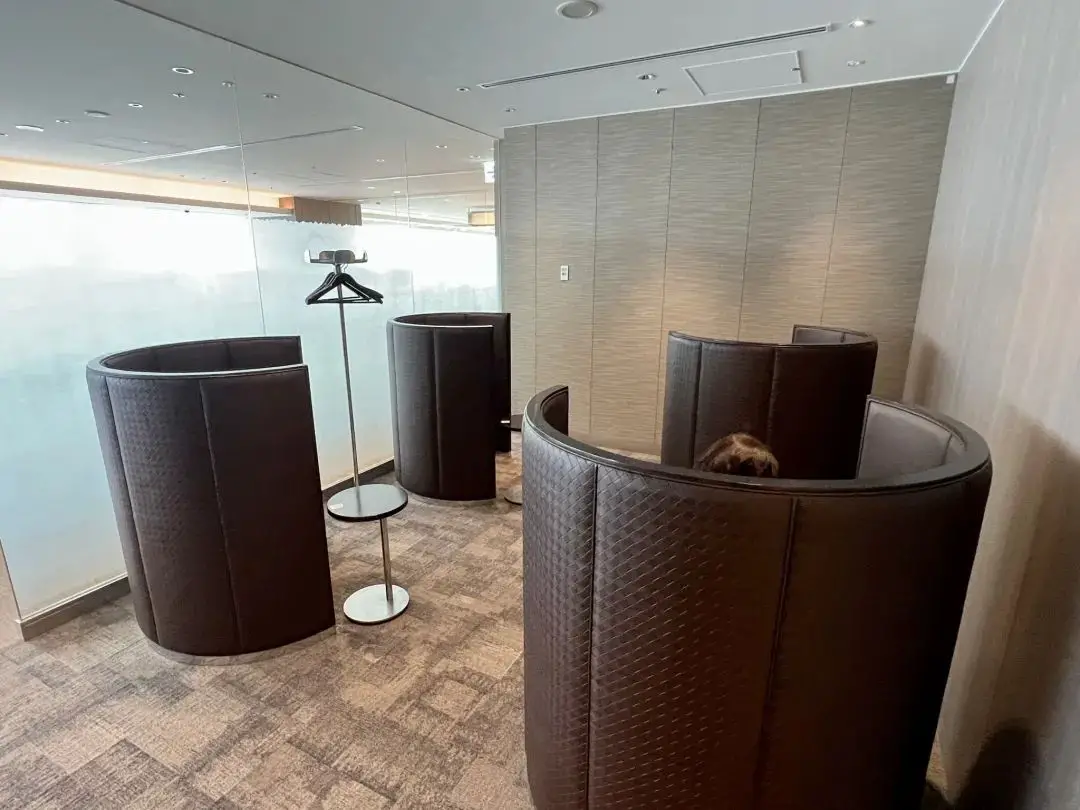 《空中米三，头等舱最强餐饮的热身环节 - 日本航空东京羽田机场（HND）First Class Lounge体验报告》