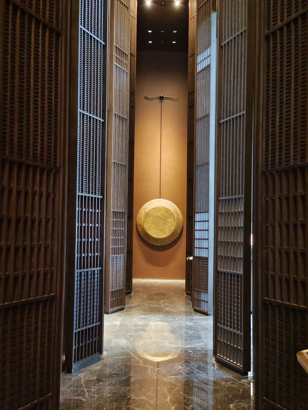 等待4年终于开业,第一时间打卡深圳首家希尔顿顶奢旗舰店! 等待4年终于开业,第一时间打卡深圳首家希尔顿顶奢旗舰店!