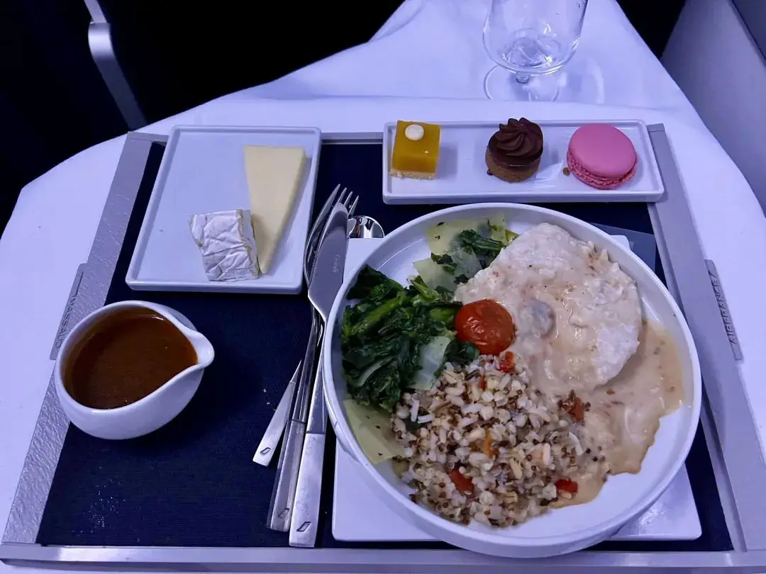 55K点数即可兑换,近乎Bug级别的回国/赴美商务舱,已顺利回家,体验真的很不错哦 55K点数即可兑换,近乎Bug级别的回国/赴美商务舱,已顺利回家,体验真的很不错哦