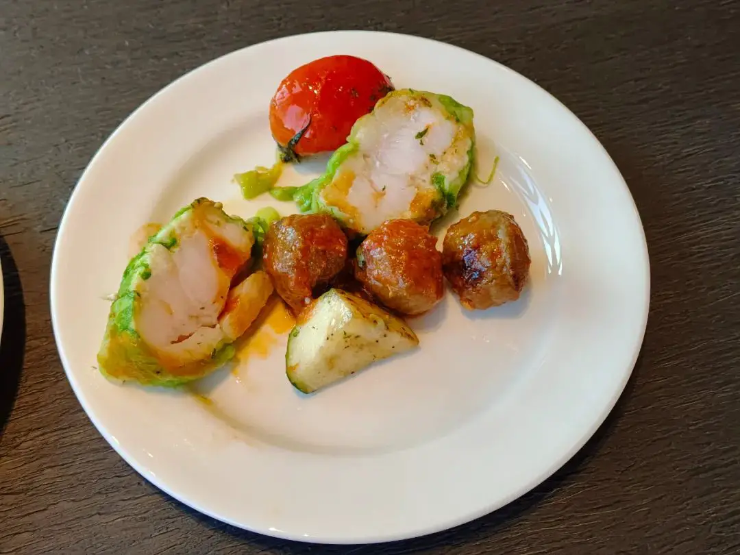 等待4年终于开业,第一时间打卡深圳首家希尔顿顶奢旗舰店! 等待4年终于开业,第一时间打卡深圳首家希尔顿顶奢旗舰店!