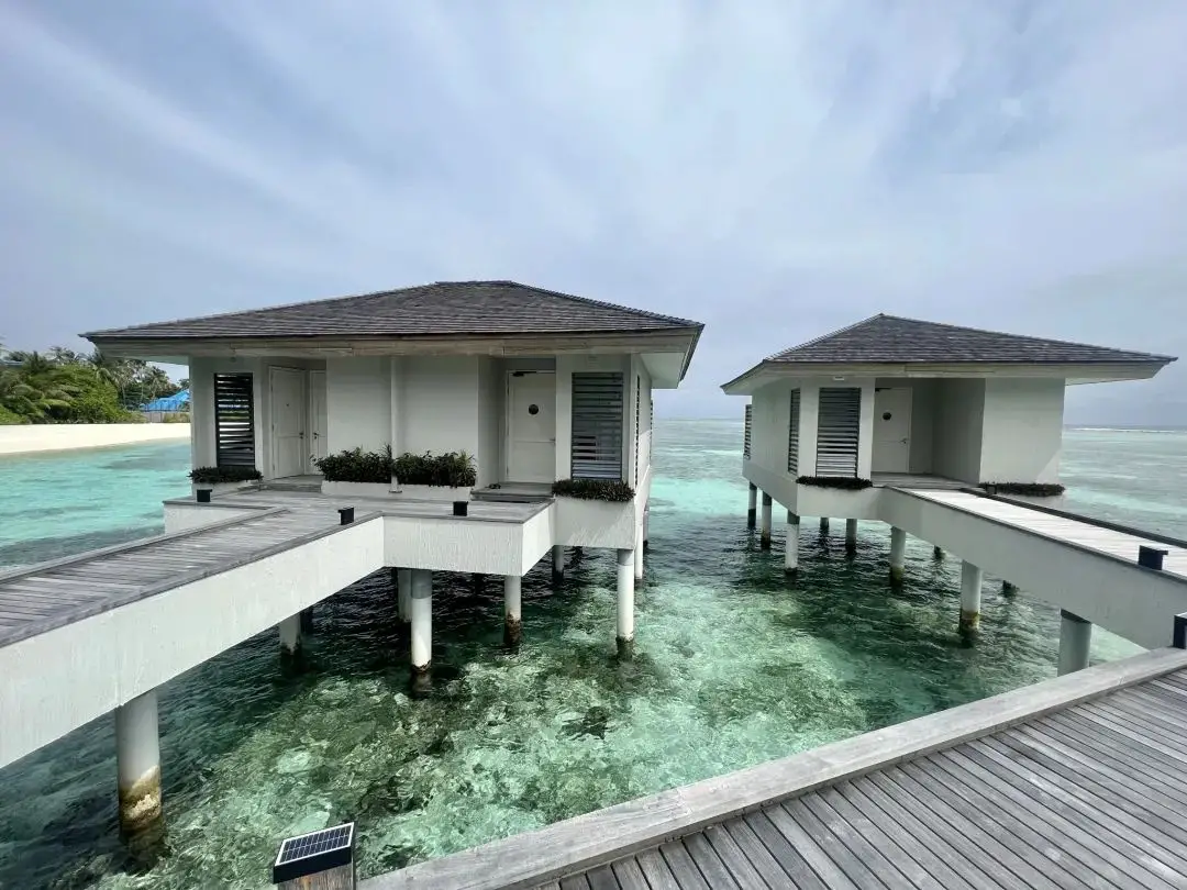 《马尔代夫顶级水屋五晚四天沉浸式体验 - 马尔代夫艾美酒店（Le Méridien Maldives Resort & Spa）入住体验》