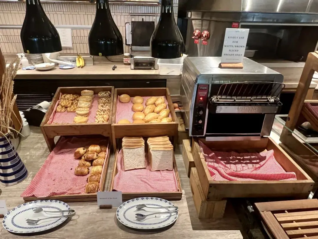 房间大小只有24平方米的五星级洲际酒店,真的将空间设计利用到了极致 房间大小只有24平方米的五星级洲际酒店,真的将空间设计利用到了极致