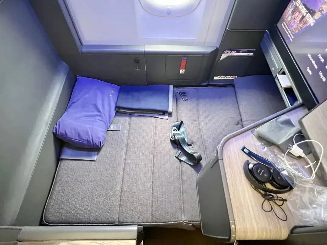 寒假旺季回国机票怎么开?最低35K点数就可以开跨太平洋豪华商务舱躺飞回家了呀 寒假旺季回国机票怎么开?最低35K点数就可以开跨太平洋豪华商务舱躺飞回家了呀