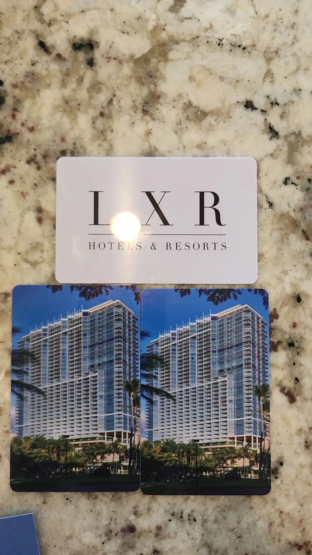 《比听课房更上一层楼！首发希尔顿旗下全新LXR酒店海景双卧室套房体验》