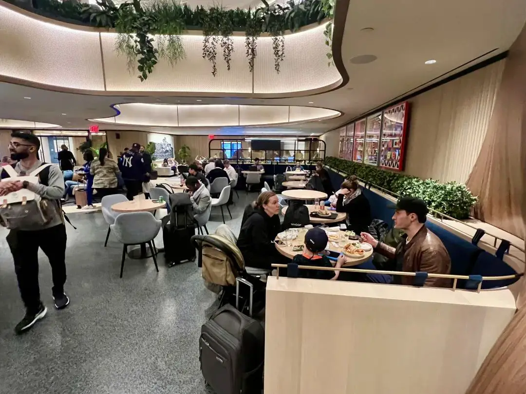 不只有Amex百夫长，Chase Sapphire Lounge横空出世，首次打卡超乎预期