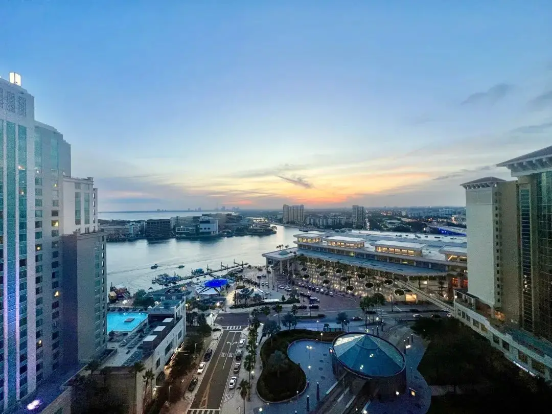 从一言难尽到充满惊喜,新酒店+升套房缺一不可,这大概是这家JW万豪最佳的打开方式了 从一言难尽到充满惊喜,新酒店+升套房缺一不可,这大概是这家JW万豪最佳的打开方式了