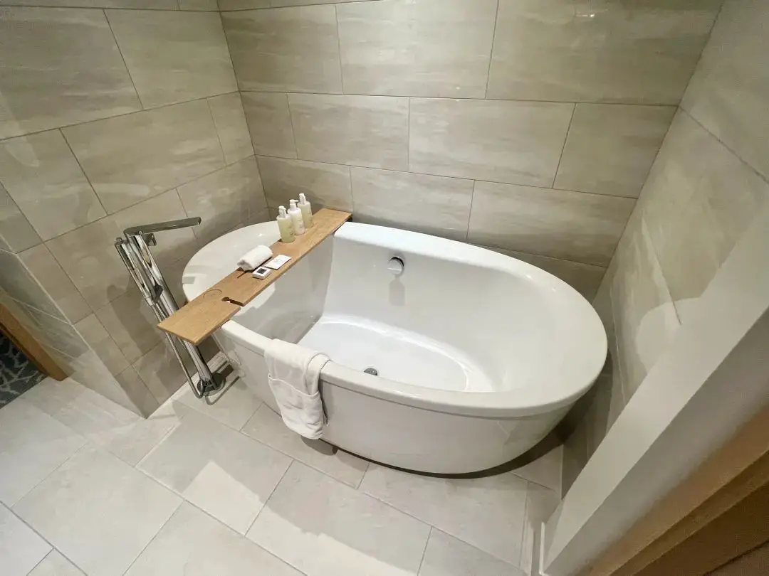 从一言难尽到充满惊喜,新酒店+升套房缺一不可,这大概是这家JW万豪最佳的打开方式了 从一言难尽到充满惊喜,新酒店+升套房缺一不可,这大概是这家JW万豪最佳的打开方式了