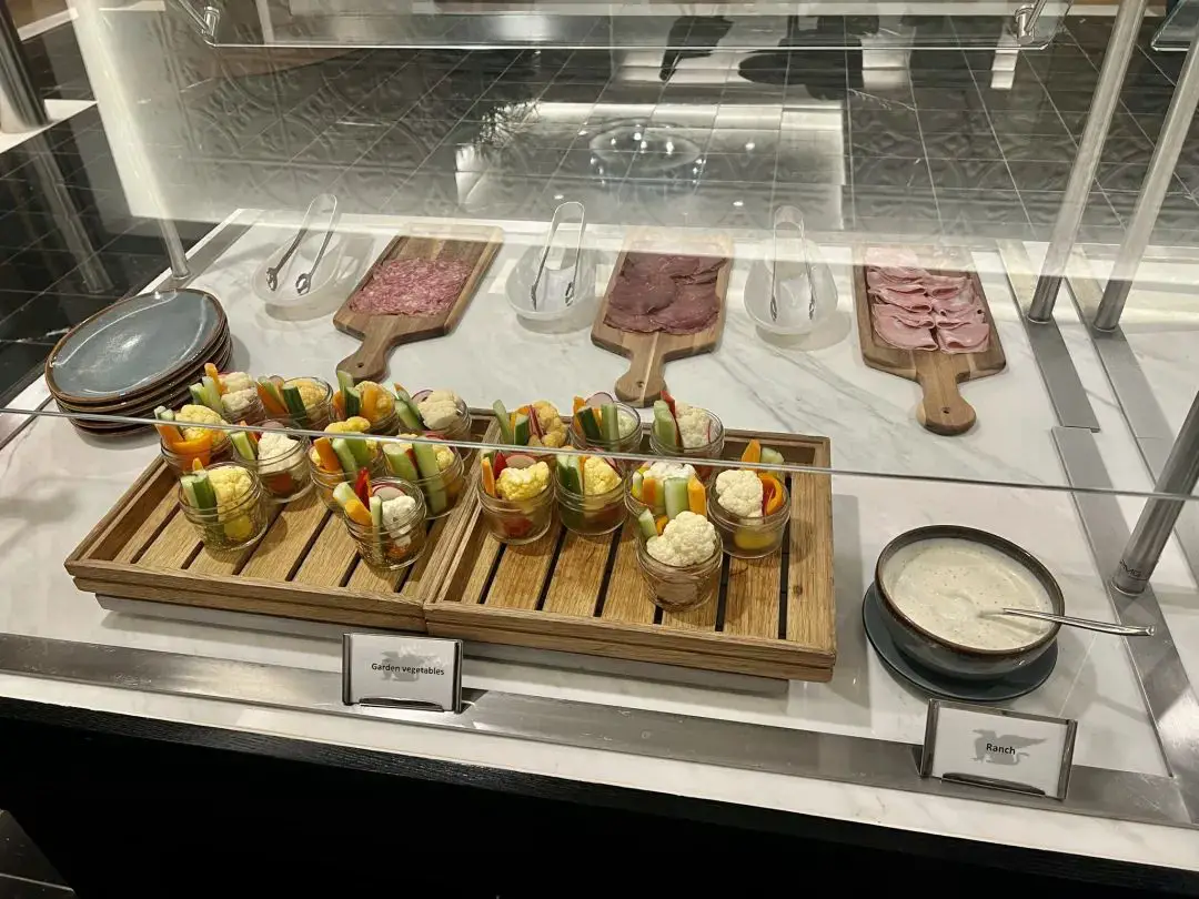 从一言难尽到充满惊喜,新酒店+升套房缺一不可,这大概是这家JW万豪最佳的打开方式了 从一言难尽到充满惊喜,新酒店+升套房缺一不可,这大概是这家JW万豪最佳的打开方式了