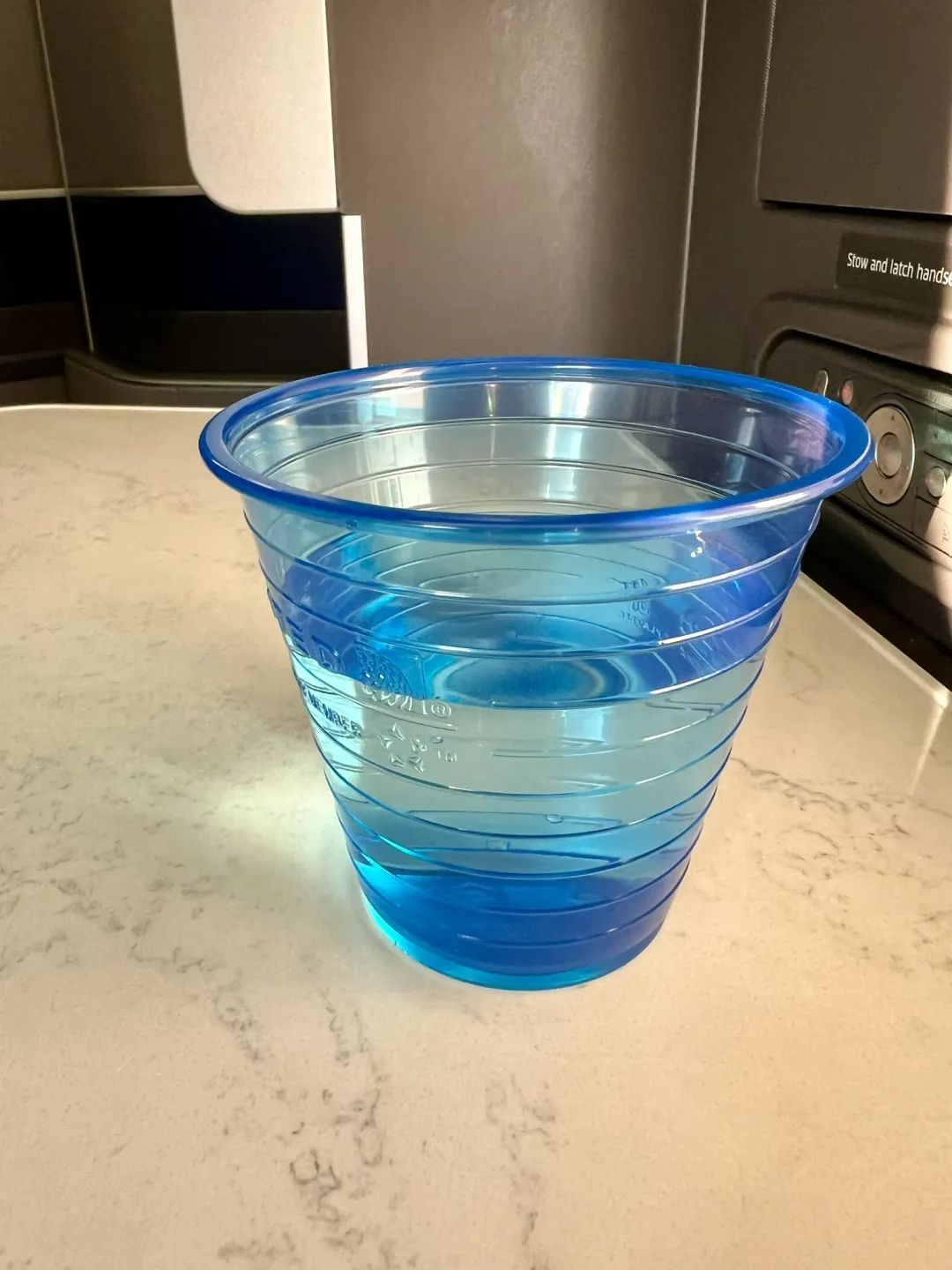 短途境内航班居然飞到了最佳B767商务舱，感恩这次终于没碰到降舱 / 坏座椅