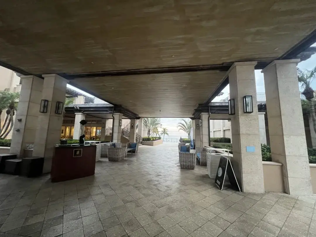 万豪40K免房券居然住到了水准不错的丽思卡尔顿，然而本来到手的套房没了……