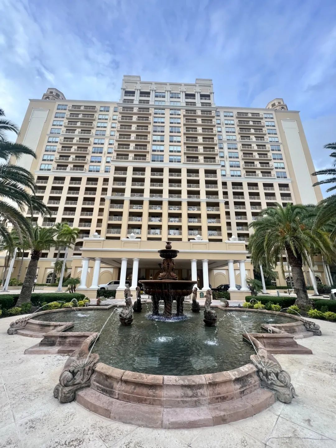 万豪40K免房券居然住到了水准不错的丽思卡尔顿，然而本来到手的套房没了……