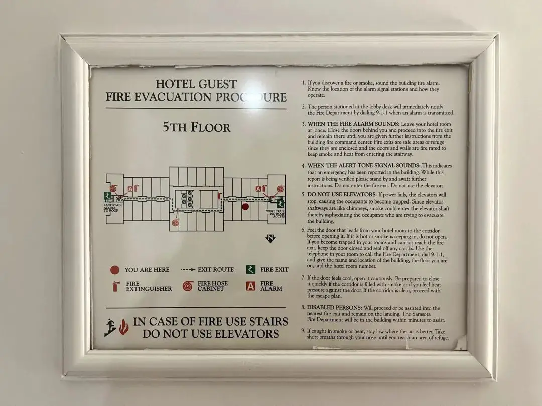 万豪40K免房券居然住到了水准不错的丽思卡尔顿，然而本来到手的套房没了……