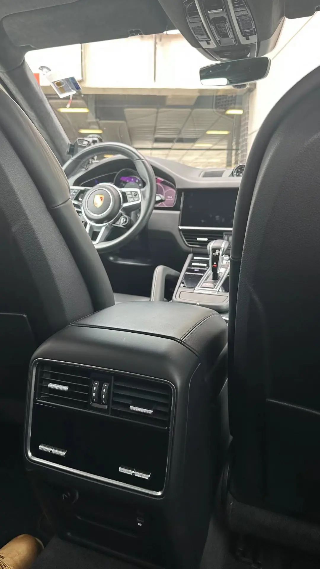 短途境内航班居然飞到了最佳B767商务舱，感恩这次终于没碰到降舱 / 坏座椅