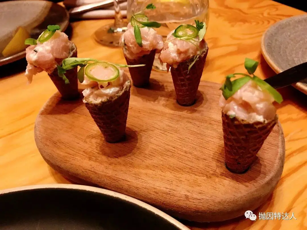 赌城酒店性价比首选 - Delano Las Vegas入住体验报告