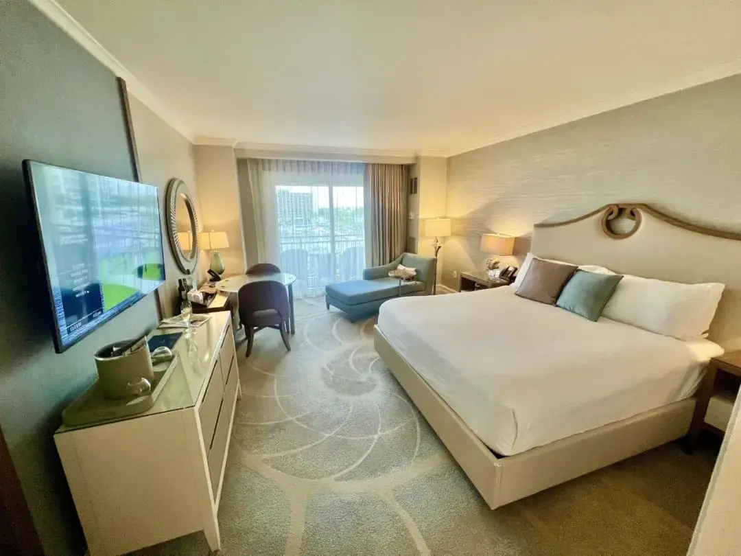 万豪40K免房券居然住到了水准不错的丽思卡尔顿，然而本来到手的套房没了……