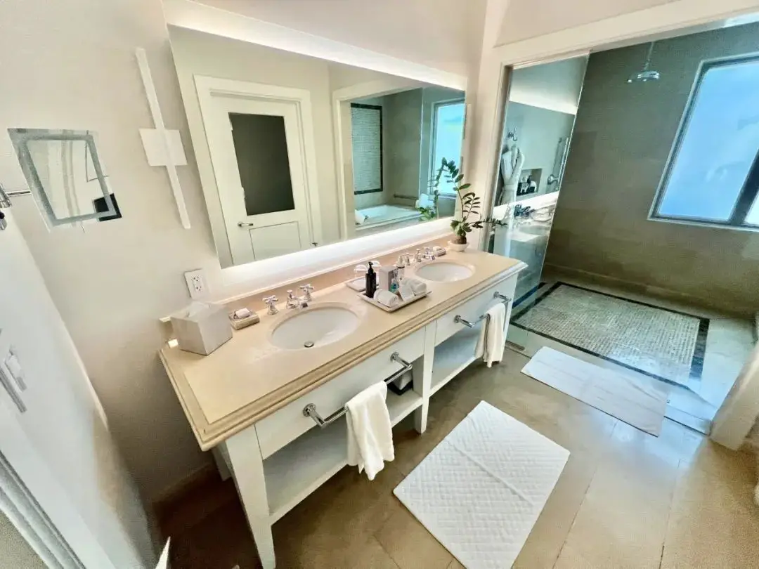 北美最佳瑞吉之一?硬件顶级&环境无敌,但每晚108美元的度假村费堪比抢劫 - 波多黎各巴伊亚海滩瑞吉度假酒店(The St. Regis Bahia Beach Resort, Puerto Rico)入住体验 21 北美最佳瑞吉之一?硬件顶级&环境无敌,但每晚108美元的度假村费堪比抢劫……