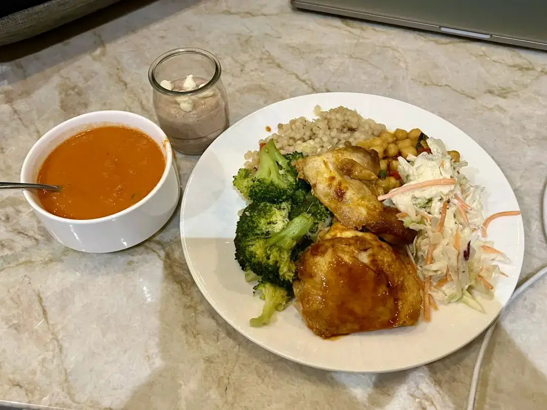 最奇葩的正反倒骑驴反鱼骨商务舱座位，哪家航司居然推出这种鬼才设计？