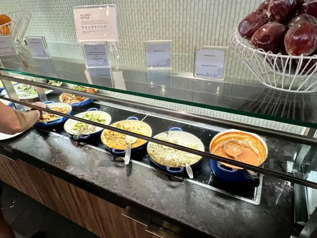 最奇葩的正反倒骑驴反鱼骨商务舱座位，哪家航司居然推出这种鬼才设计？