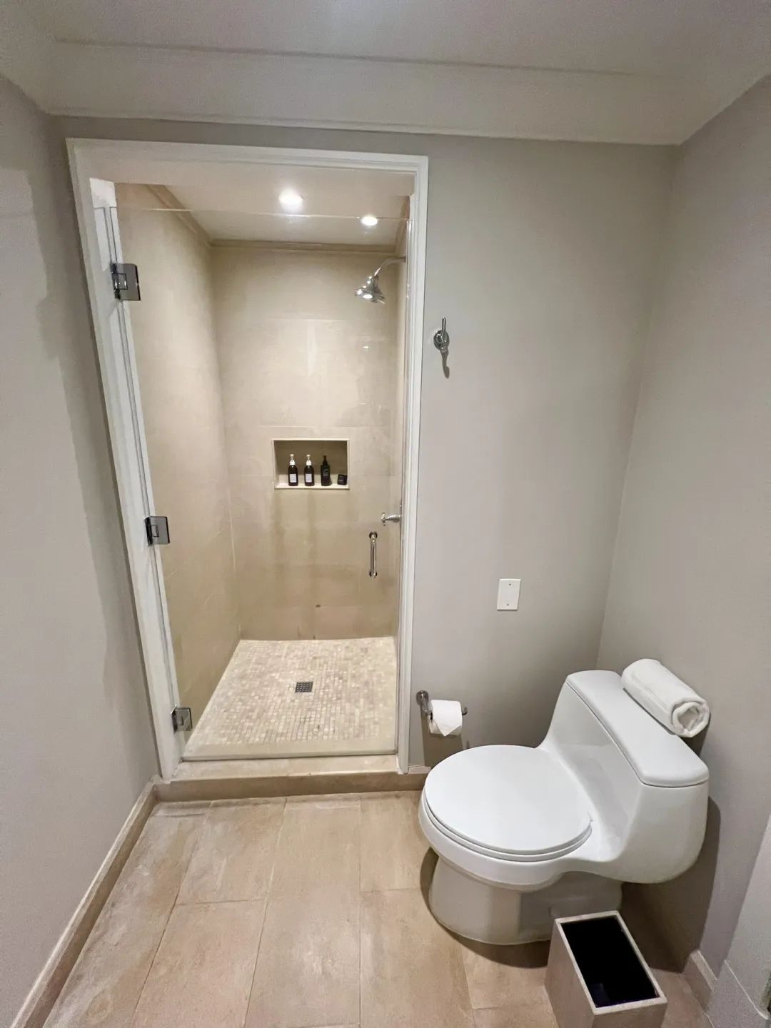 北美最佳瑞吉之一?硬件顶级&环境无敌,但每晚108美元的度假村费堪比抢劫 - 波多黎各巴伊亚海滩瑞吉度假酒店(The St. Regis Bahia Beach Resort, Puerto Rico)入住体验 13 北美最佳瑞吉之一?硬件顶级&环境无敌,但每晚108美元的度假村费堪比抢劫……