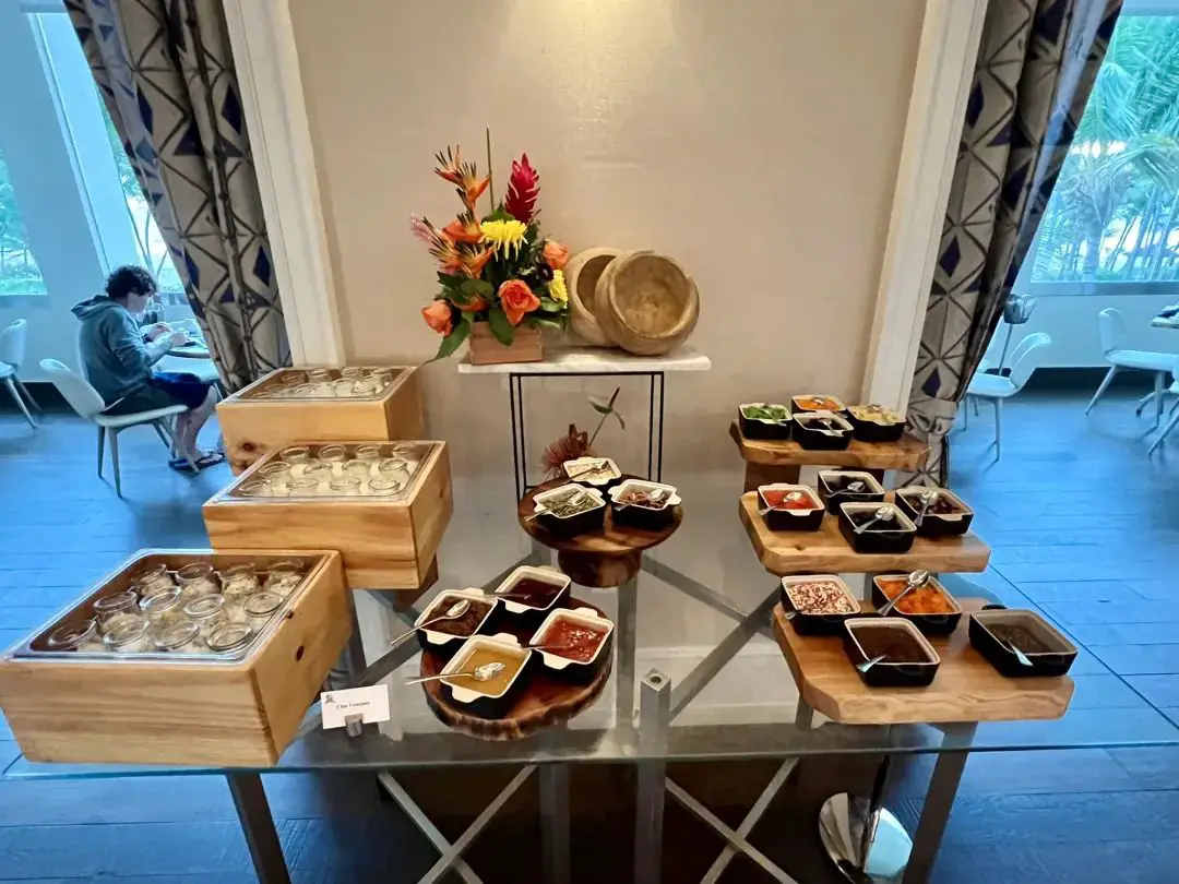 北美最佳瑞吉之一?硬件顶级&环境无敌,但每晚108美元的度假村费堪比抢劫 - 波多黎各巴伊亚海滩瑞吉度假酒店(The St. Regis Bahia Beach Resort, Puerto Rico)入住体验 59 北美最佳瑞吉之一?硬件顶级&环境无敌,但每晚108美元的度假村费堪比抢劫……