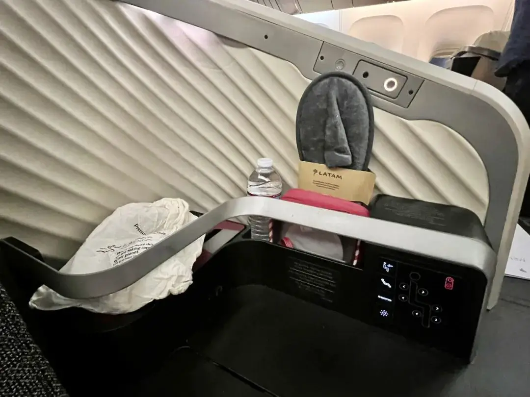 解锁南美航司，没想到体验不错 – 南美航空B767-300（纽约 – 利马）商务舱体验