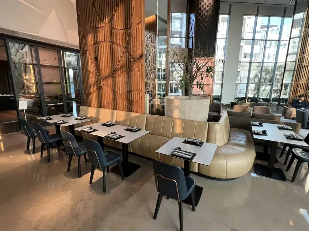 海景无敌但设计拉胯，不过Checkout之后还能洗澡让我没想到