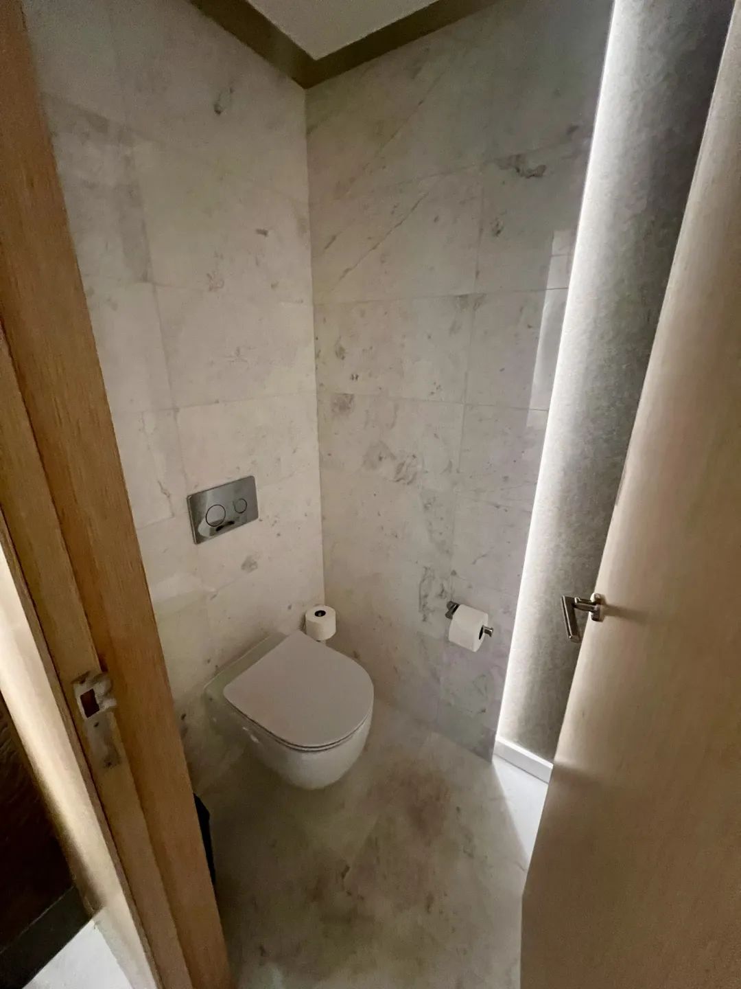 海景无敌但设计拉胯，不过Checkout之后还能洗澡让我没想到