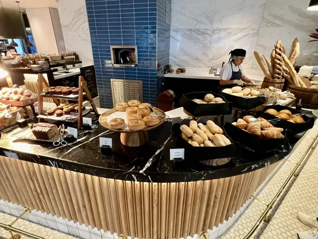 海景无敌但设计拉胯，不过Checkout之后还能洗澡让我没想到