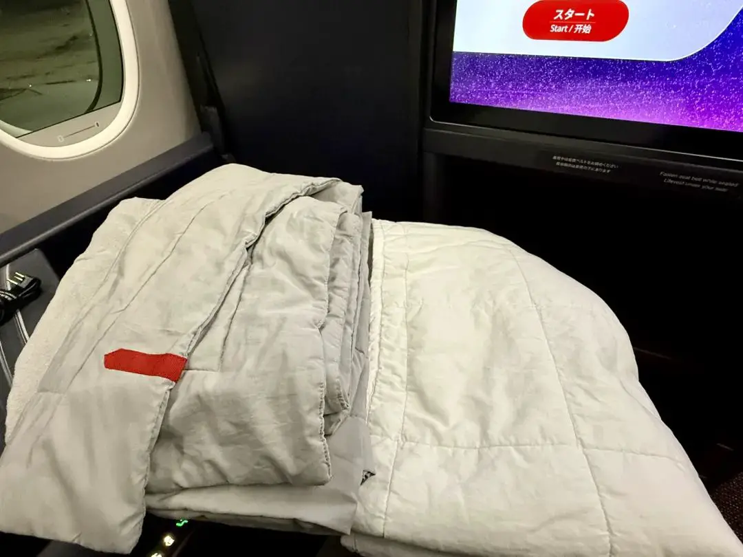 1000美元不到竟拿下亚美线最顶级套间商务舱!“无中生有”大法立大功 - 日本航空A350-1000(纽约 - 东京羽田)商务舱体验 20 1000美元不到竟拿下亚美线最顶级商务舱!“无中生有”大法立大功,实战体验惊喜重重