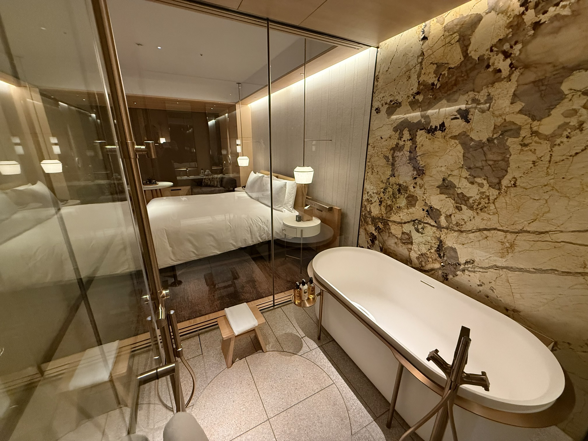 从五星体验到尴尬收场,全因一套睡衣 - 福冈丽思卡尔顿酒店(The Ritz-Carlton, Fukuoka)入住体验 12 从五星体验到尴尬收场,全因一套睡衣 - 福冈丽思卡尔顿酒店(The Ritz-Carlton, Fukuoka)入住体验