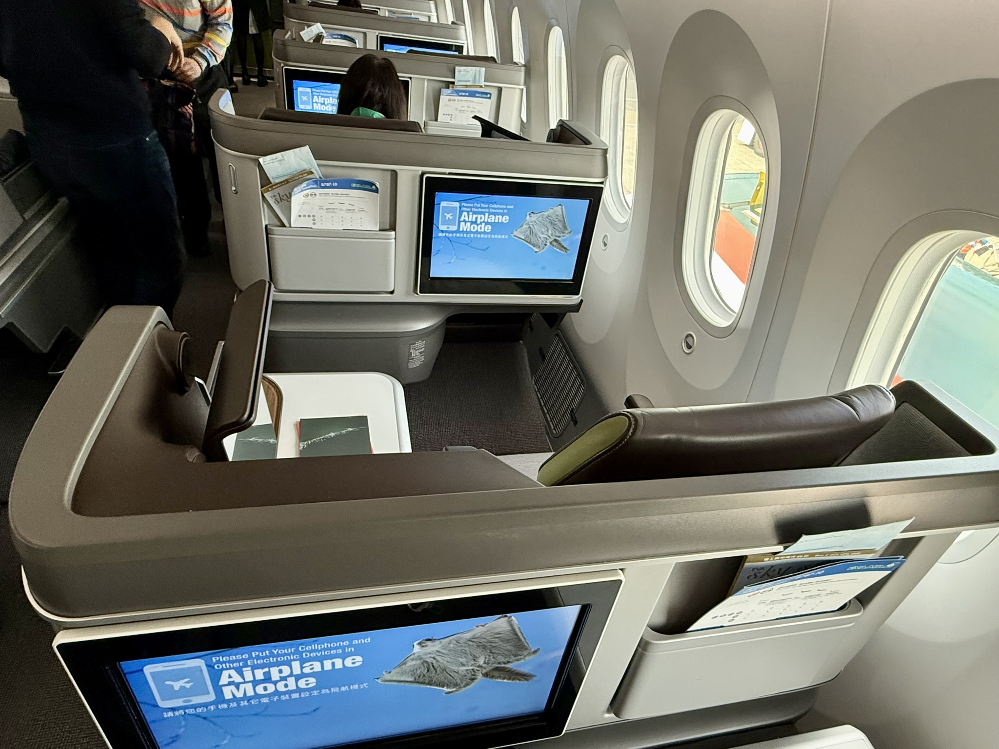 空中鼎泰丰牛肉面 - 长荣航空B787-10(福冈 - 台北 - 香港)商务舱体验 7 空中鼎泰丰牛肉面 - 长荣航空B787-10(福冈 - 台北 - 香港)商务舱体验