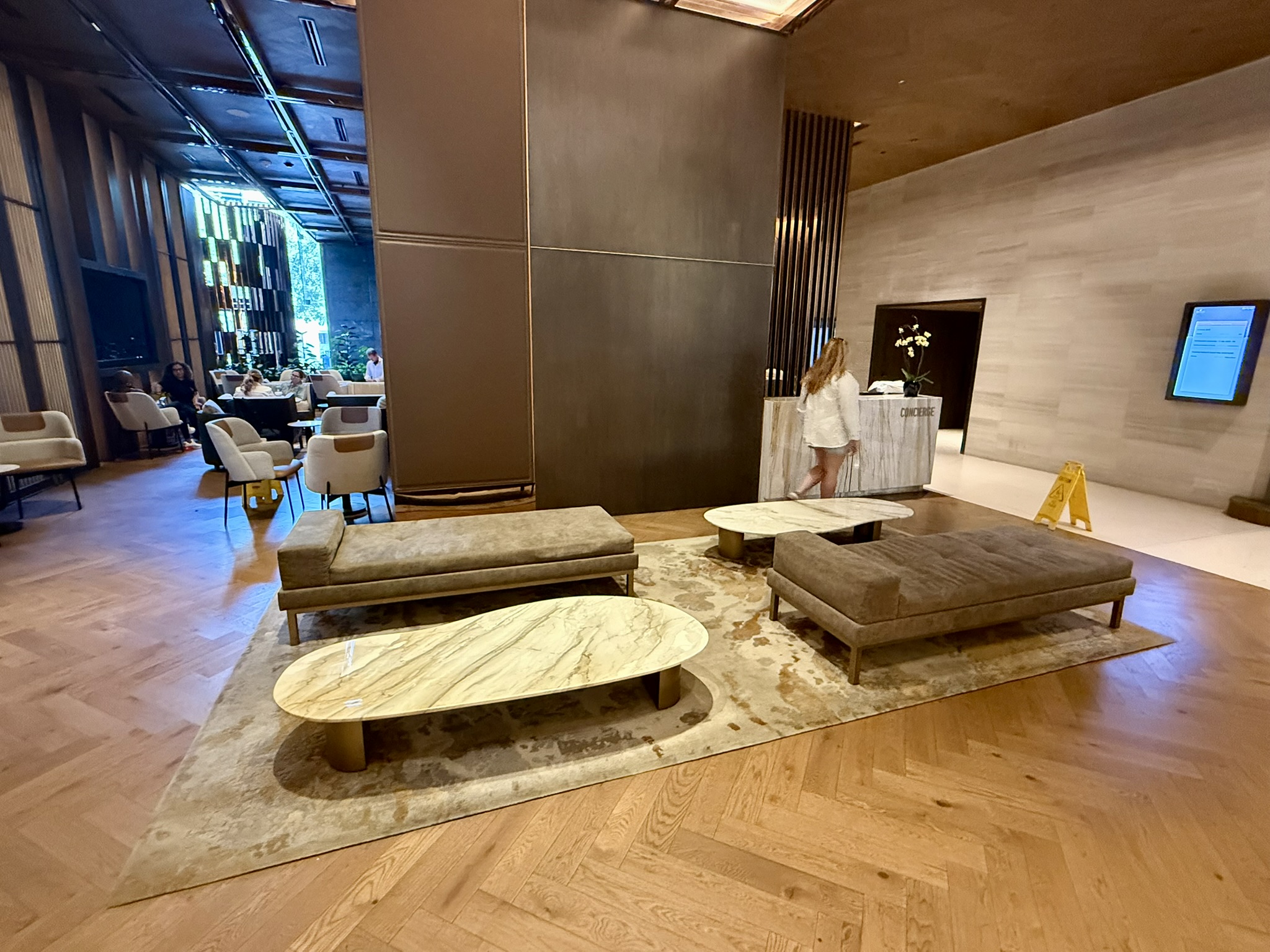 豪华地段,全面翻新——但又“大车店”的味道 - JW Marriott Hotel Mexico City Polanco入住体验 8 豪华地段,全面翻新——但又“大车店”的味道 - JW Marriott Hotel Mexico City Polanco入住体验