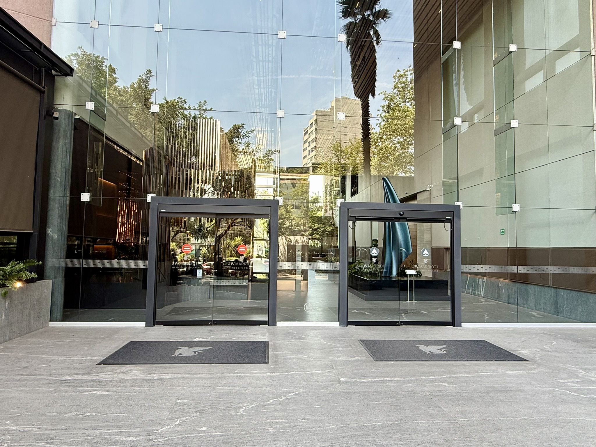 豪华地段,全面翻新——但又“大车店”的味道 - JW Marriott Hotel Mexico City Polanco入住体验 6 豪华地段,全面翻新——但又“大车店”的味道 - JW Marriott Hotel Mexico City Polanco入住体验