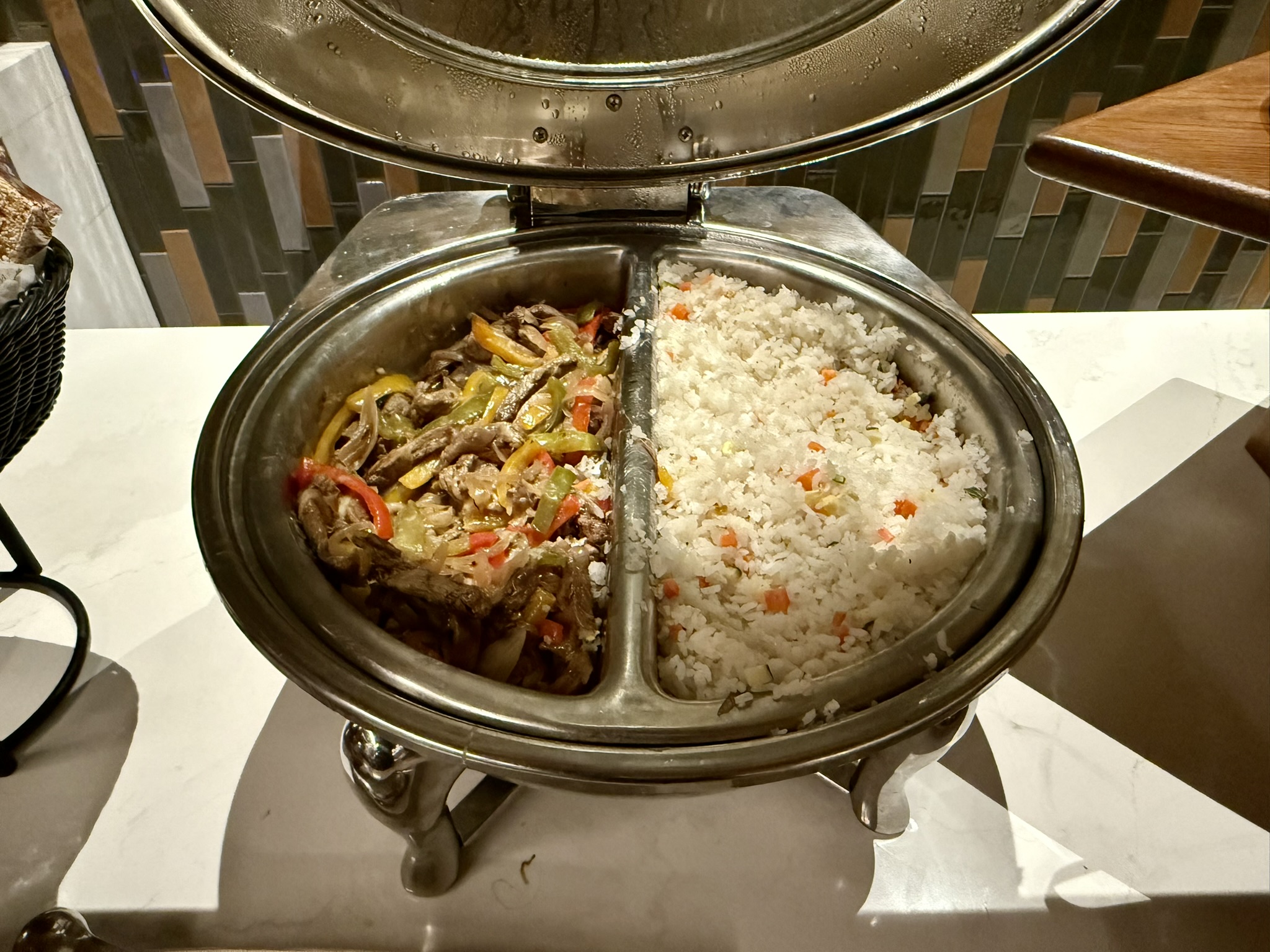 豪华地段,全面翻新——但又“大车店”的味道 - JW Marriott Hotel Mexico City Polanco入住体验 32 豪华地段,全面翻新——但又“大车店”的味道 - JW Marriott Hotel Mexico City Polanco入住体验
