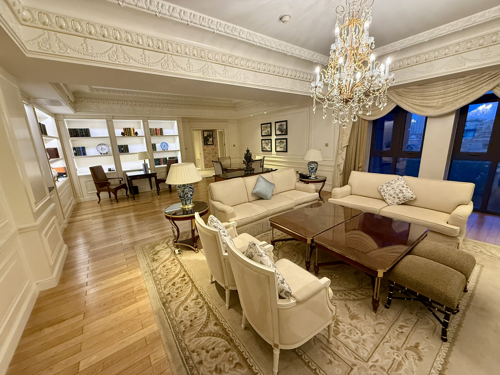 直升160平米欧式宫廷风格超大套房 - 天津丽思卡尔顿(The Ritz-Carlton, Tianjin)入住体验 20 直升160平米欧式宫廷风格超大套房 - 天津丽思卡尔顿(The Ritz-Carlton, Tianjin)入住体验