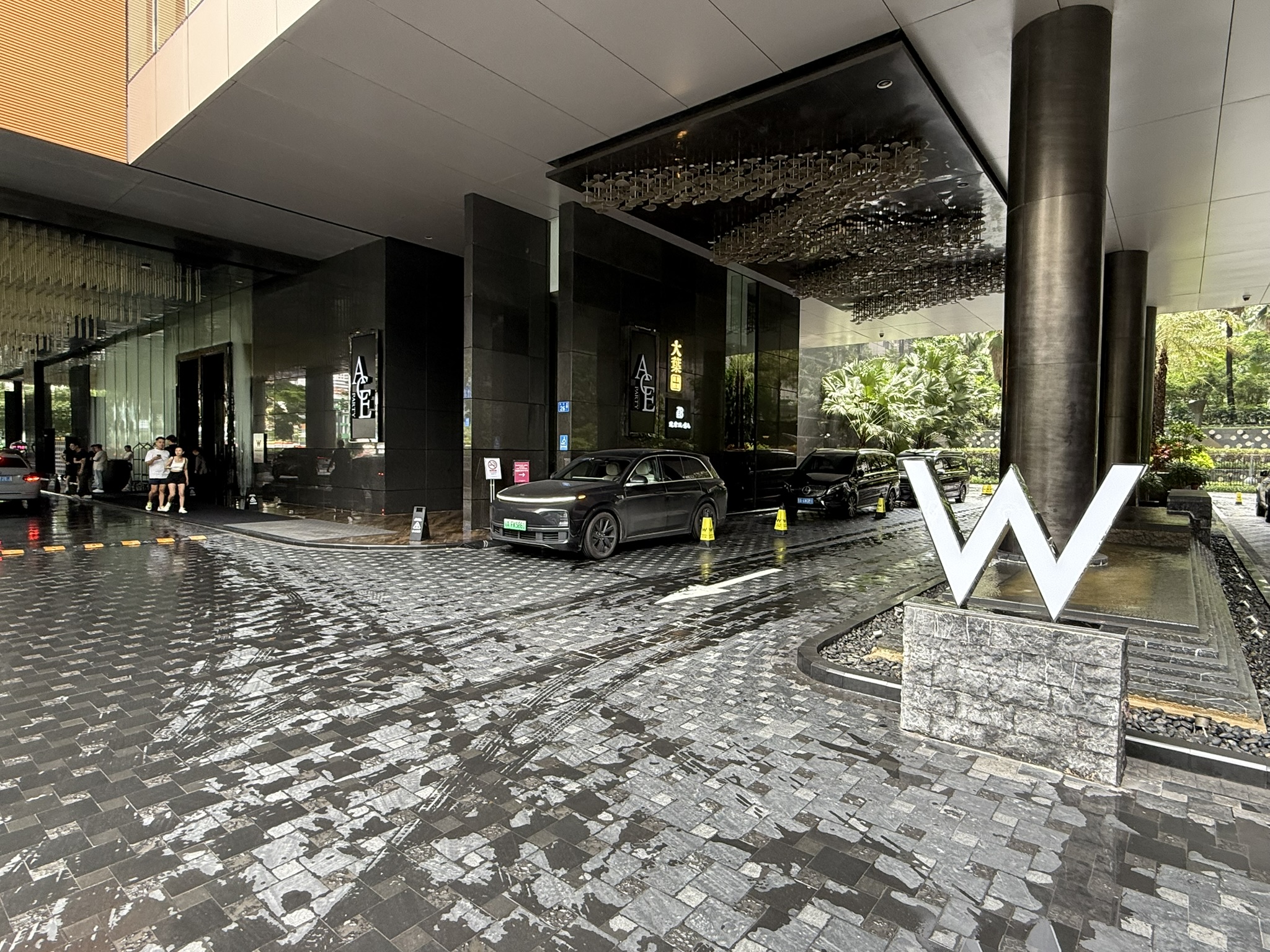 低调不浮夸,居然还有行政酒廊 - 广州W酒店(W Guangzhou)入住体验 2 低调不浮夸,居然还有行政酒廊 - 广州W酒店(W Guangzhou)入住体验