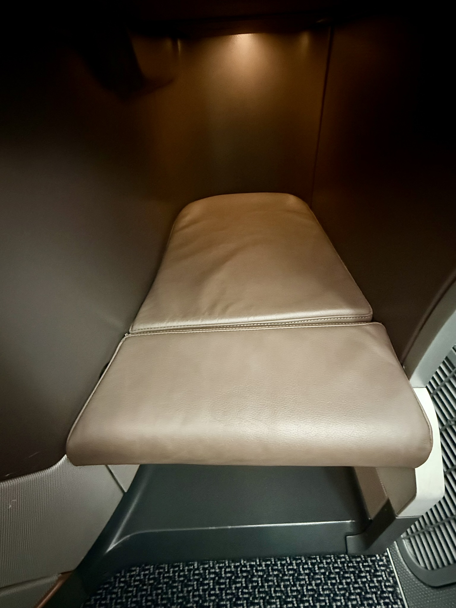 绝版兑换 & 全球最长航线的完美前奏 - 新航B787-10(广州 - 新加坡)商务舱体验 16 绝版兑换 & 全球最长航线的完美前奏 - 新航B787-10(广州 - 新加坡)商务舱体验