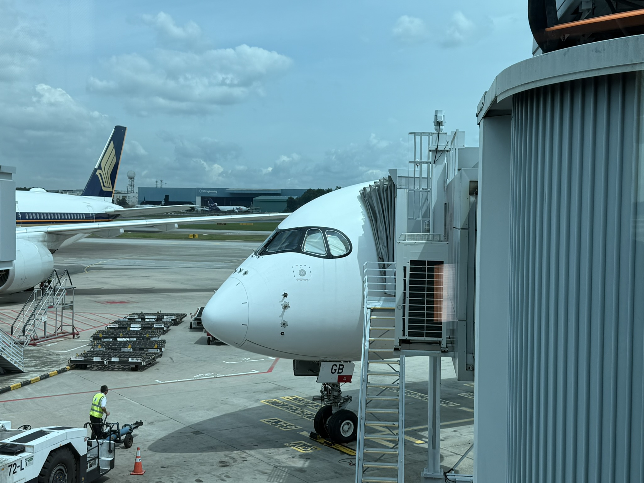 全球最长航班18小时马拉松飞行 – 新航A350-900ULR（新加坡 – 新加坡）商务舱体验