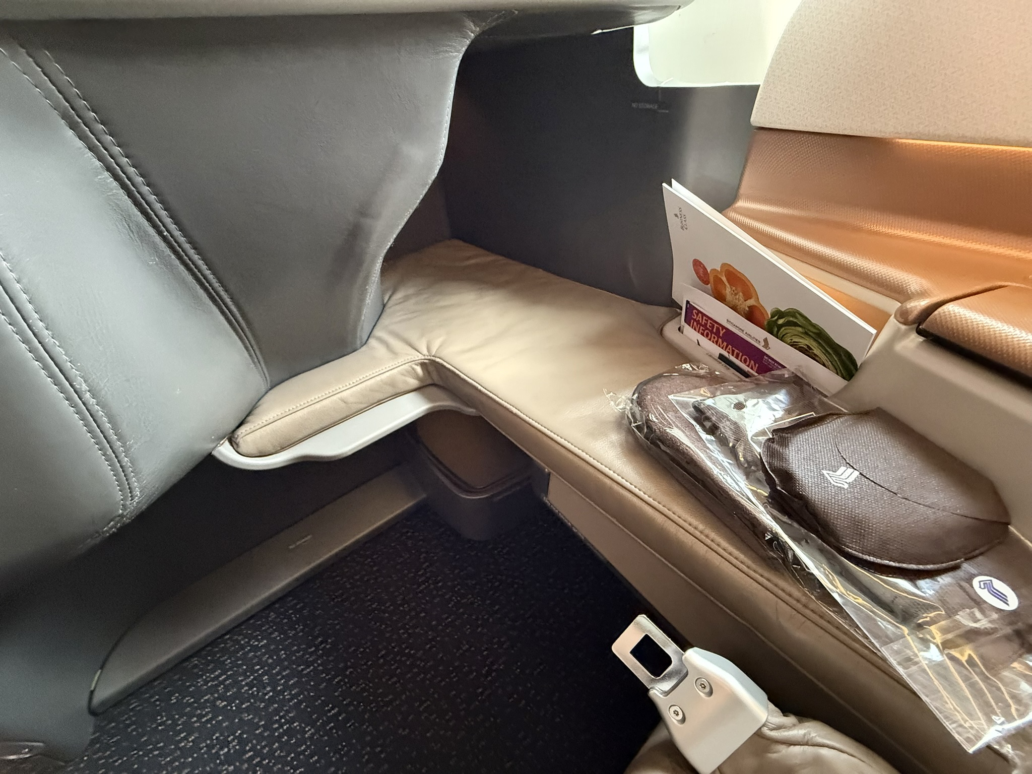 全球最长航班18小时马拉松飞行 – 新航A350-900ULR（新加坡 – 新加坡）商务舱体验