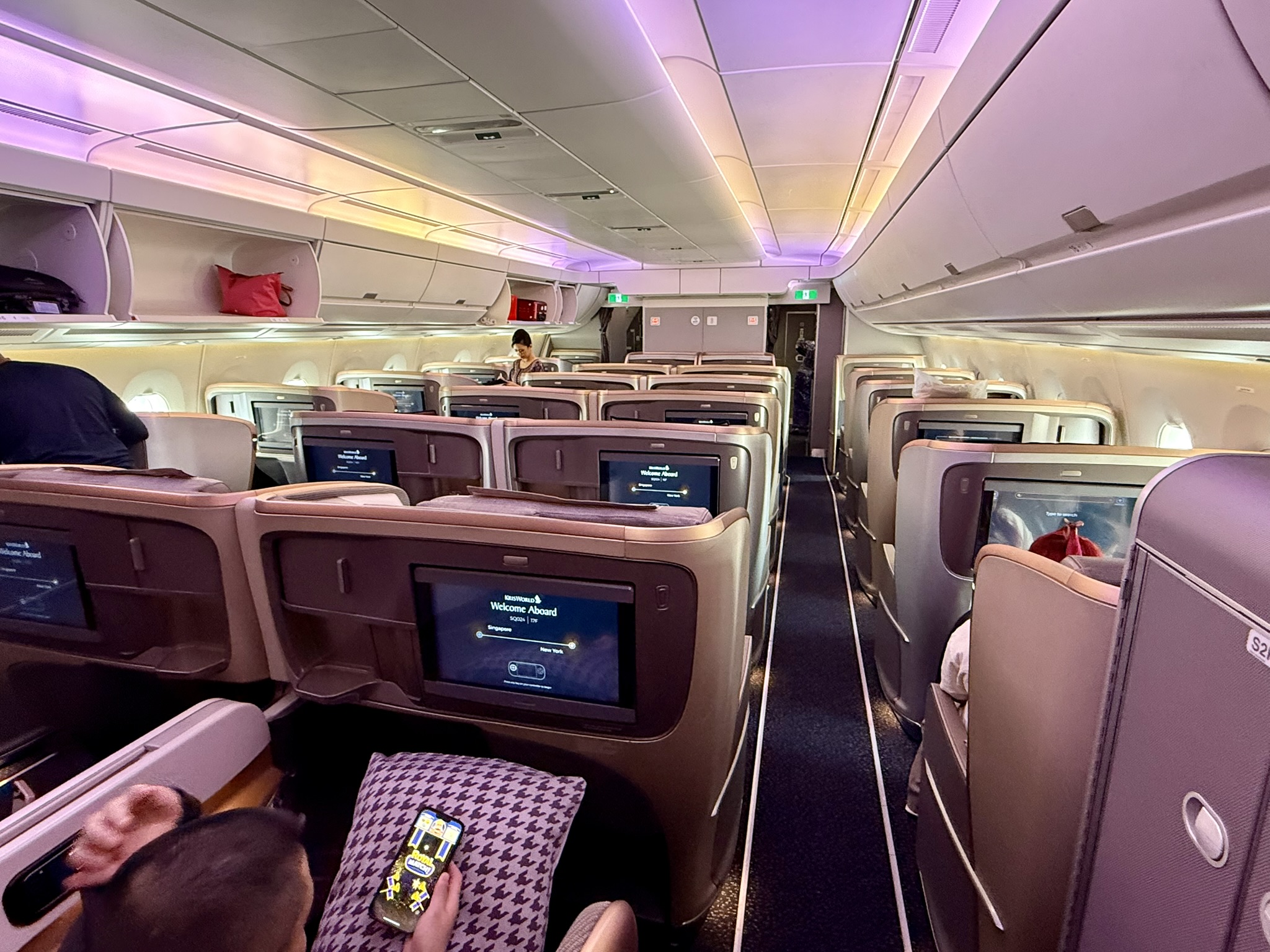 全球最长航班18小时马拉松飞行 – 新航A350-900ULR（新加坡 – 新加坡）商务舱体验