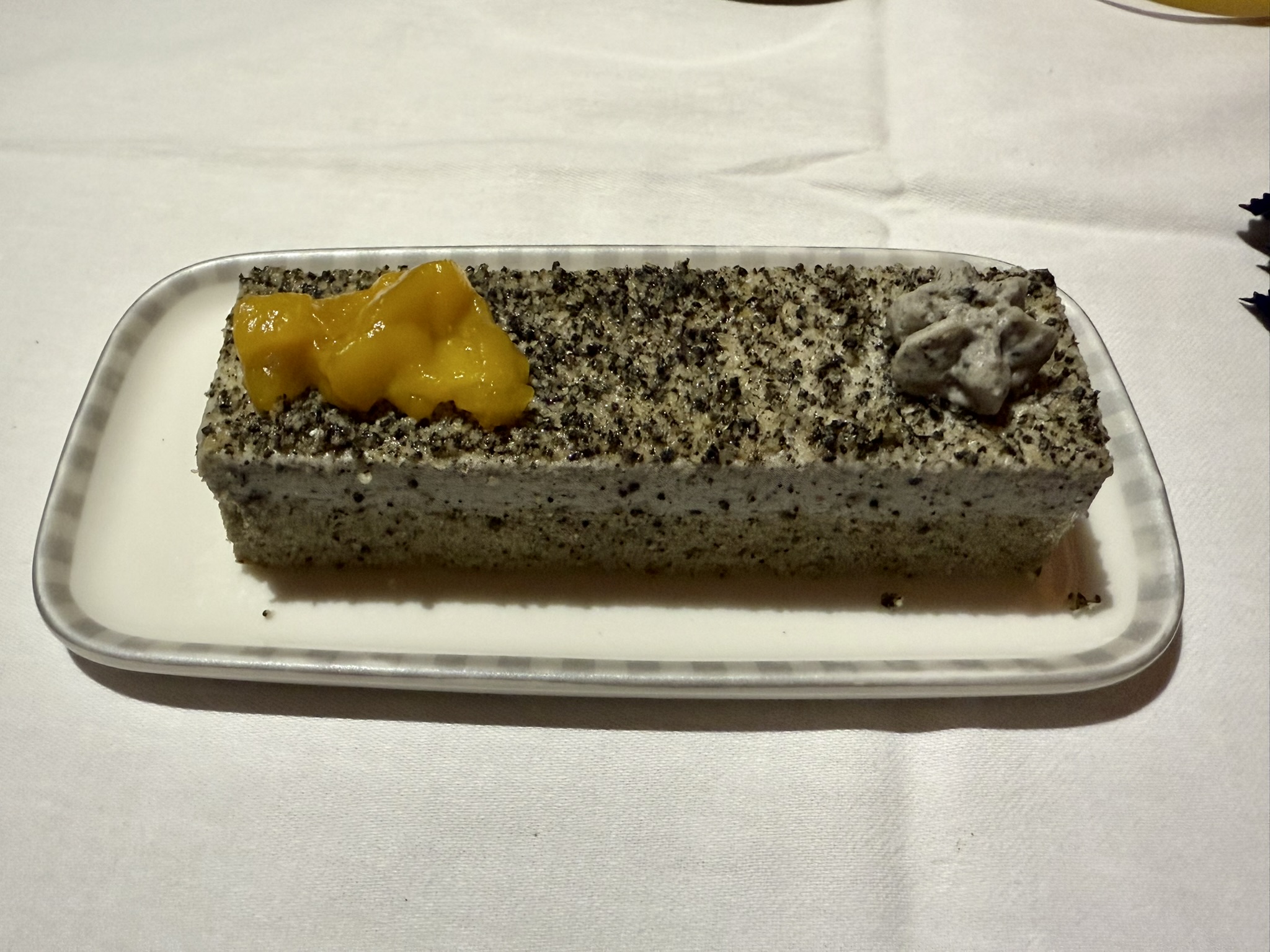 全球最长航班18小时马拉松飞行 – 新航A350-900ULR（新加坡 – 新加坡）商务舱体验