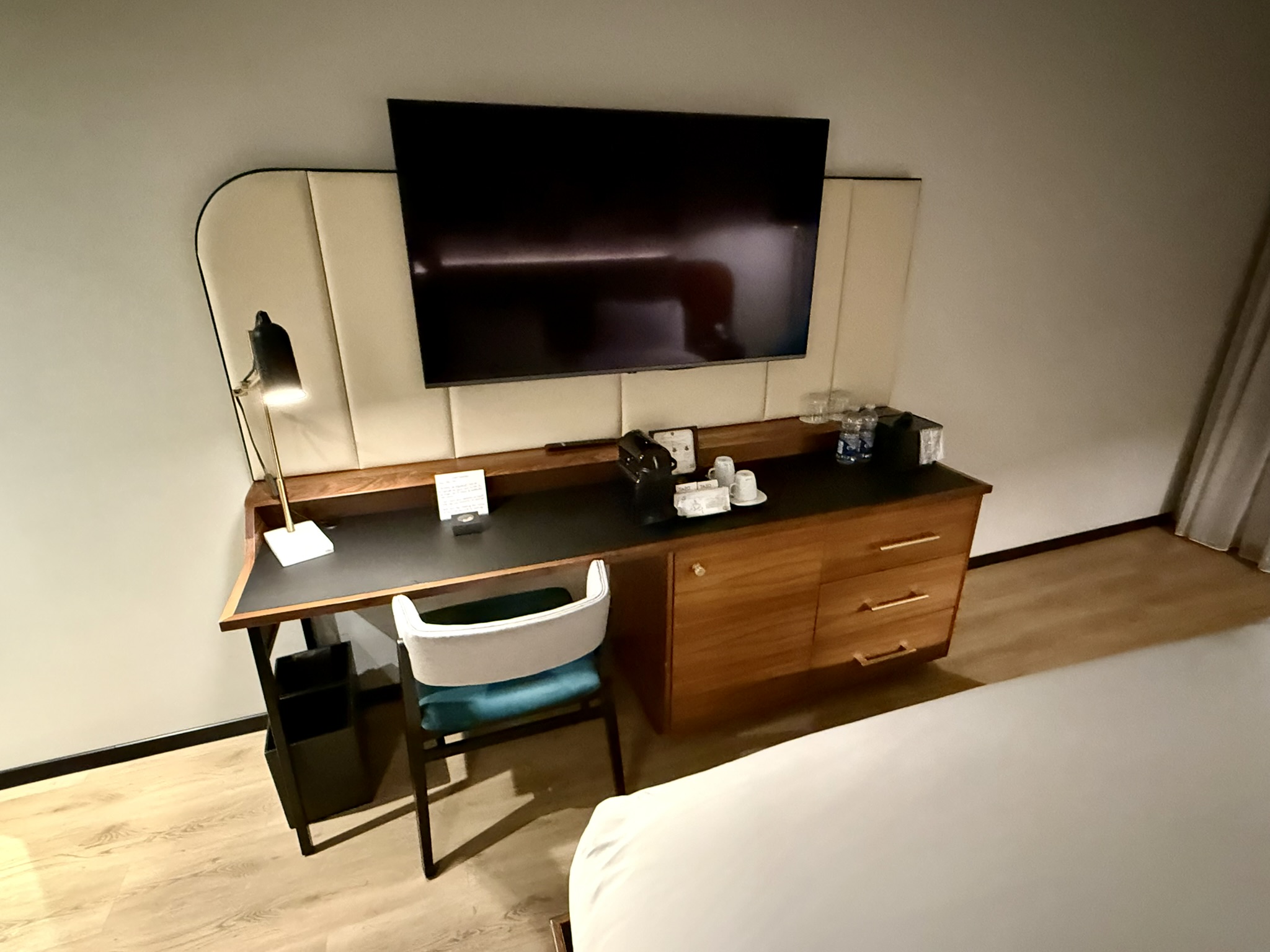 彻底的“大车店体验” - 蒙特利尔凯悦尚萃酒店(Hyatt Centric Ville Marie Montreal)入住体验 9 彻底的“大车店体验” - 蒙特利尔凯悦尚萃酒店(Hyatt Centric Ville Marie Montreal)入住体验