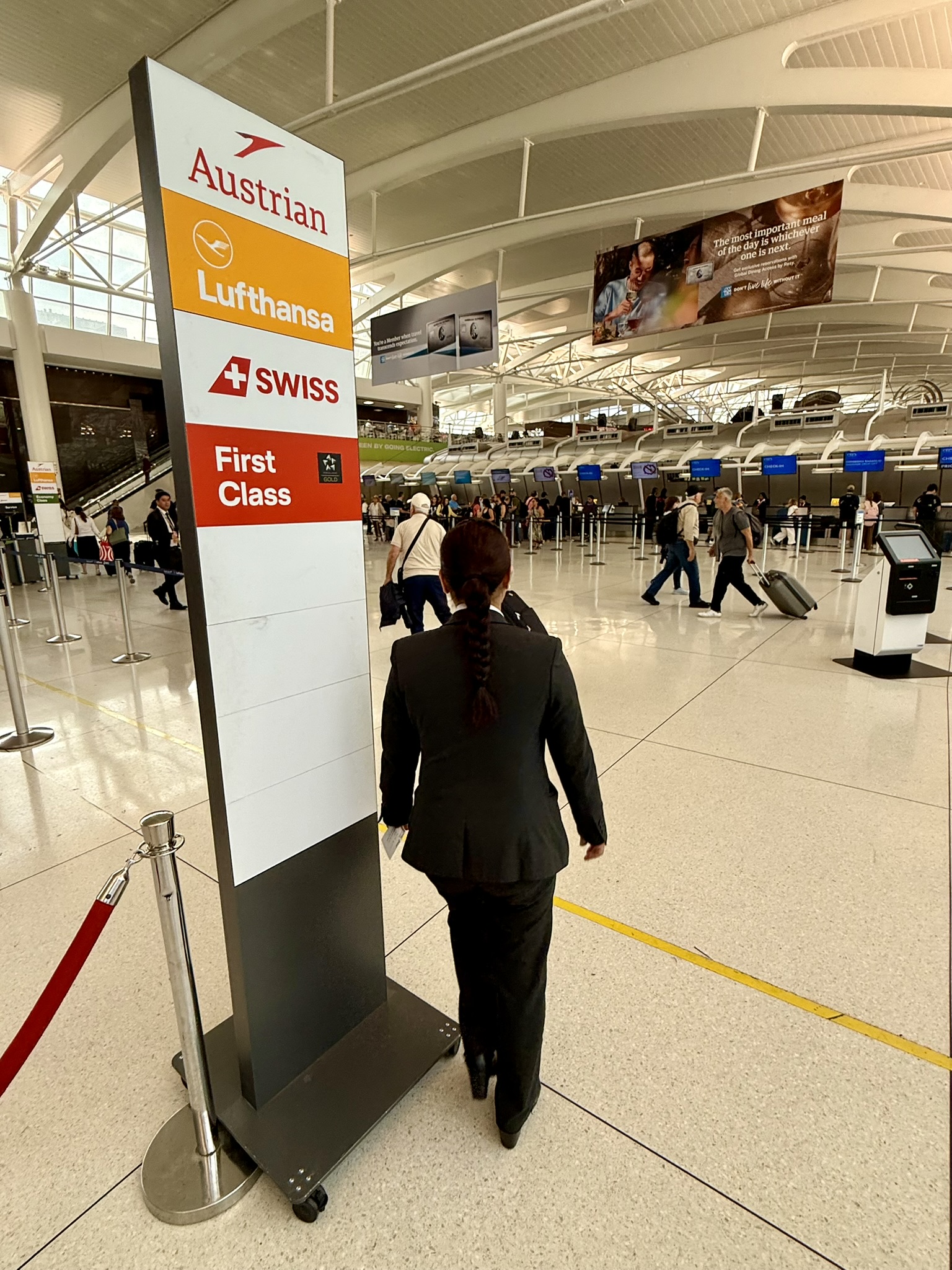 说走就走的A380头等舱：12小时连刷汉莎航空两大顶奢头等舱休息室，还能在休息室过海关入境？！