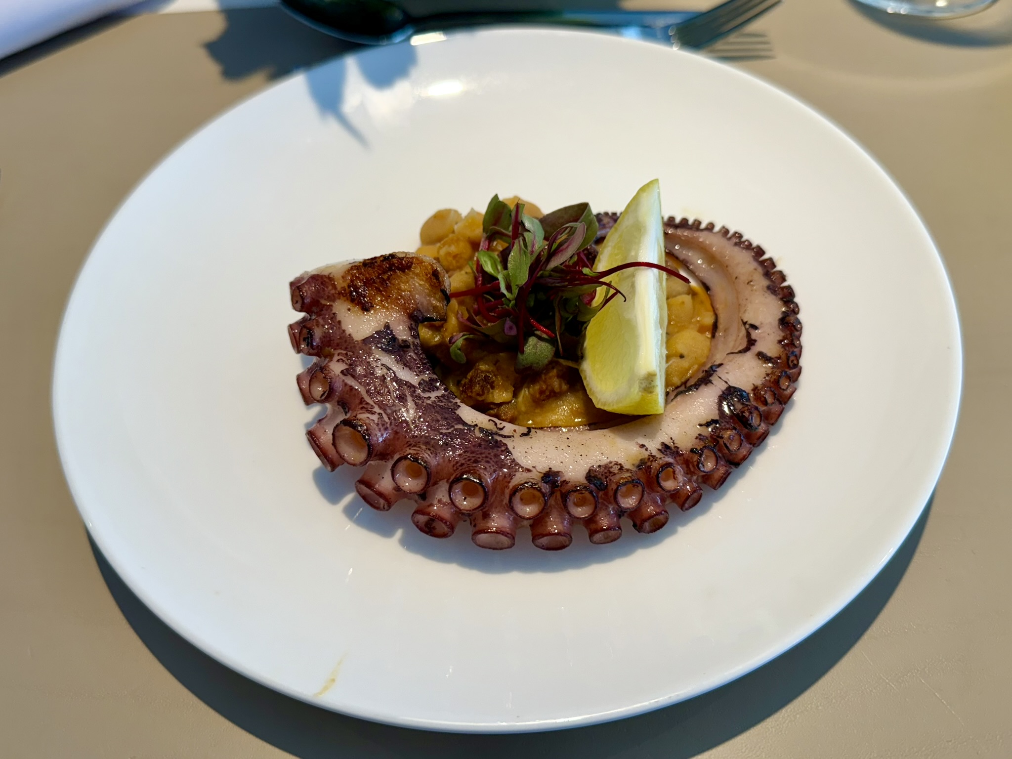 说走就走的A380头等舱：12小时连刷汉莎航空两大顶奢头等舱休息室，还能在休息室过海关入境？！