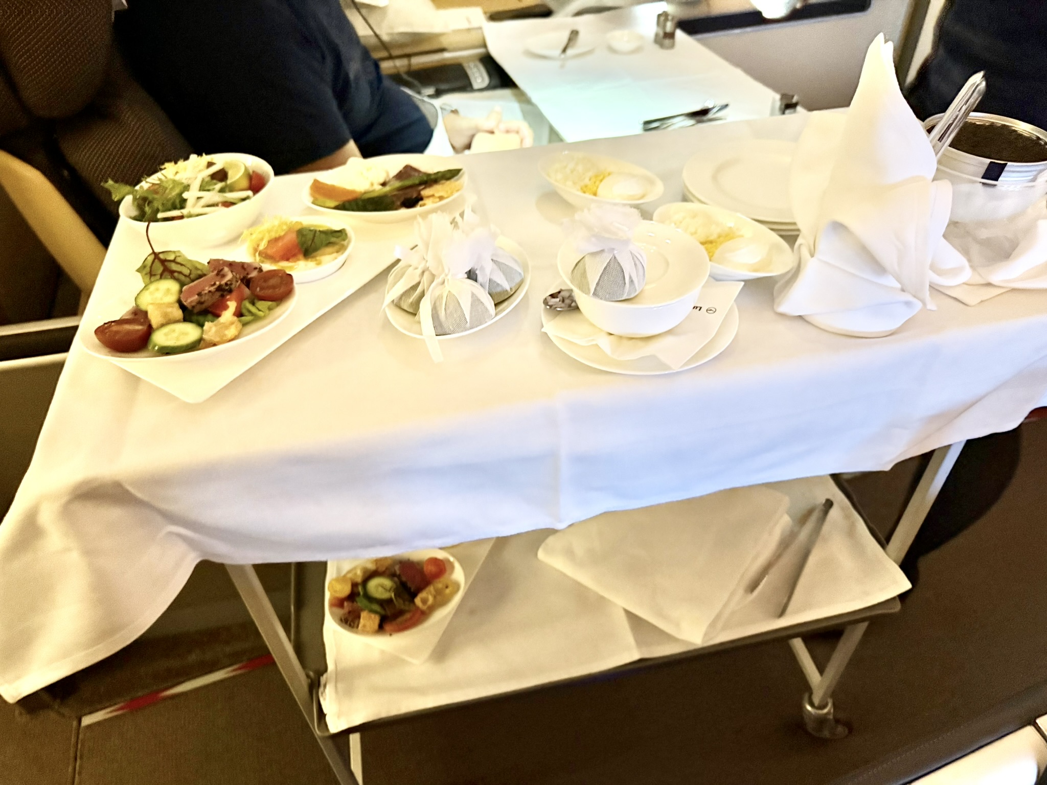 A380头等舱的独特快乐,临期说走就走 - 汉莎A380-800(纽约JFK - 慕尼黑)头等舱体验 29 A380头等舱的独特快乐,临期说走就走 - 汉莎A380-800(纽约JFK - 慕尼黑)头等舱体验