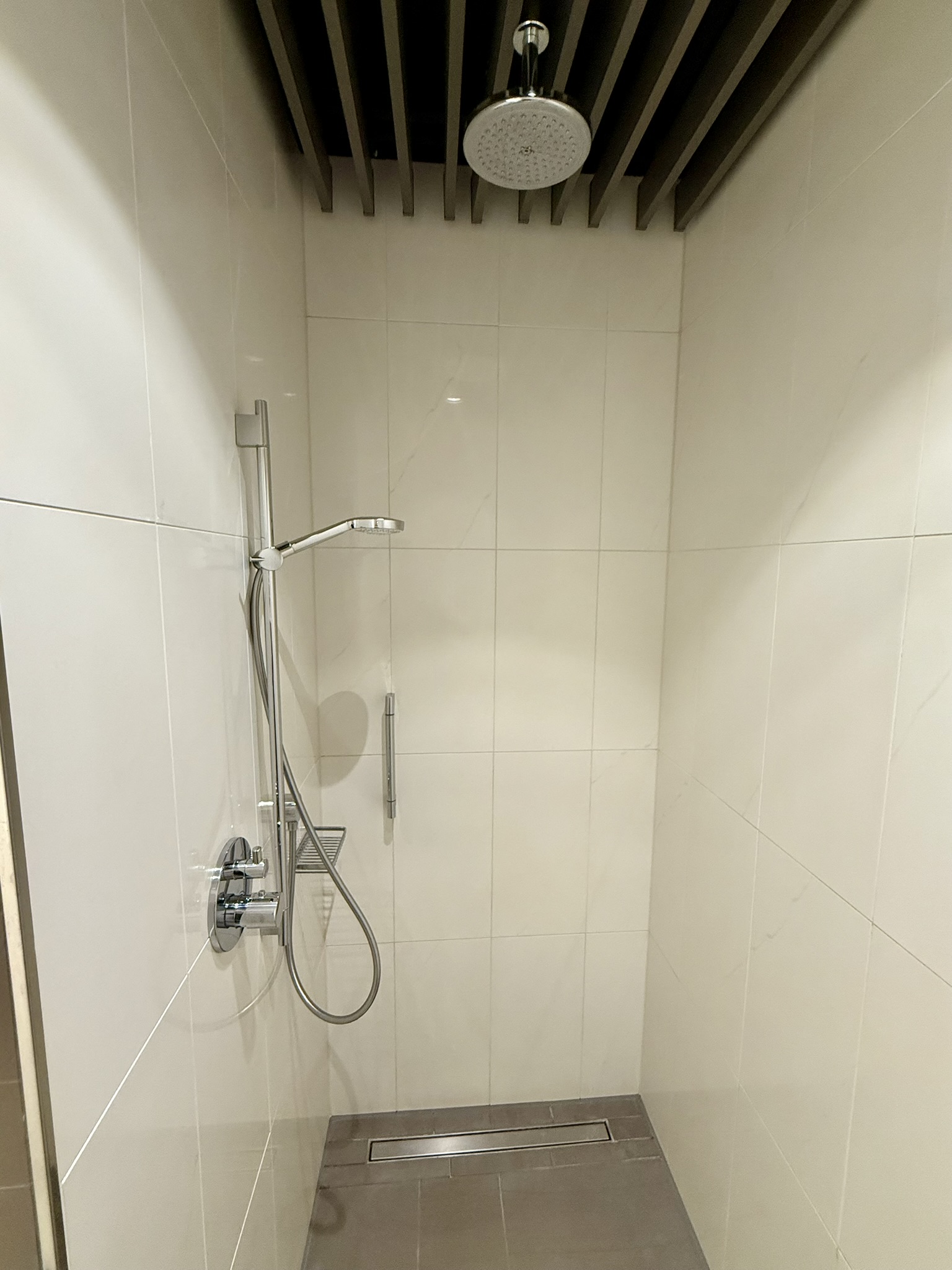 说走就走的A380头等舱：12小时连刷汉莎航空两大顶奢头等舱休息室，还能在休息室过海关入境？！