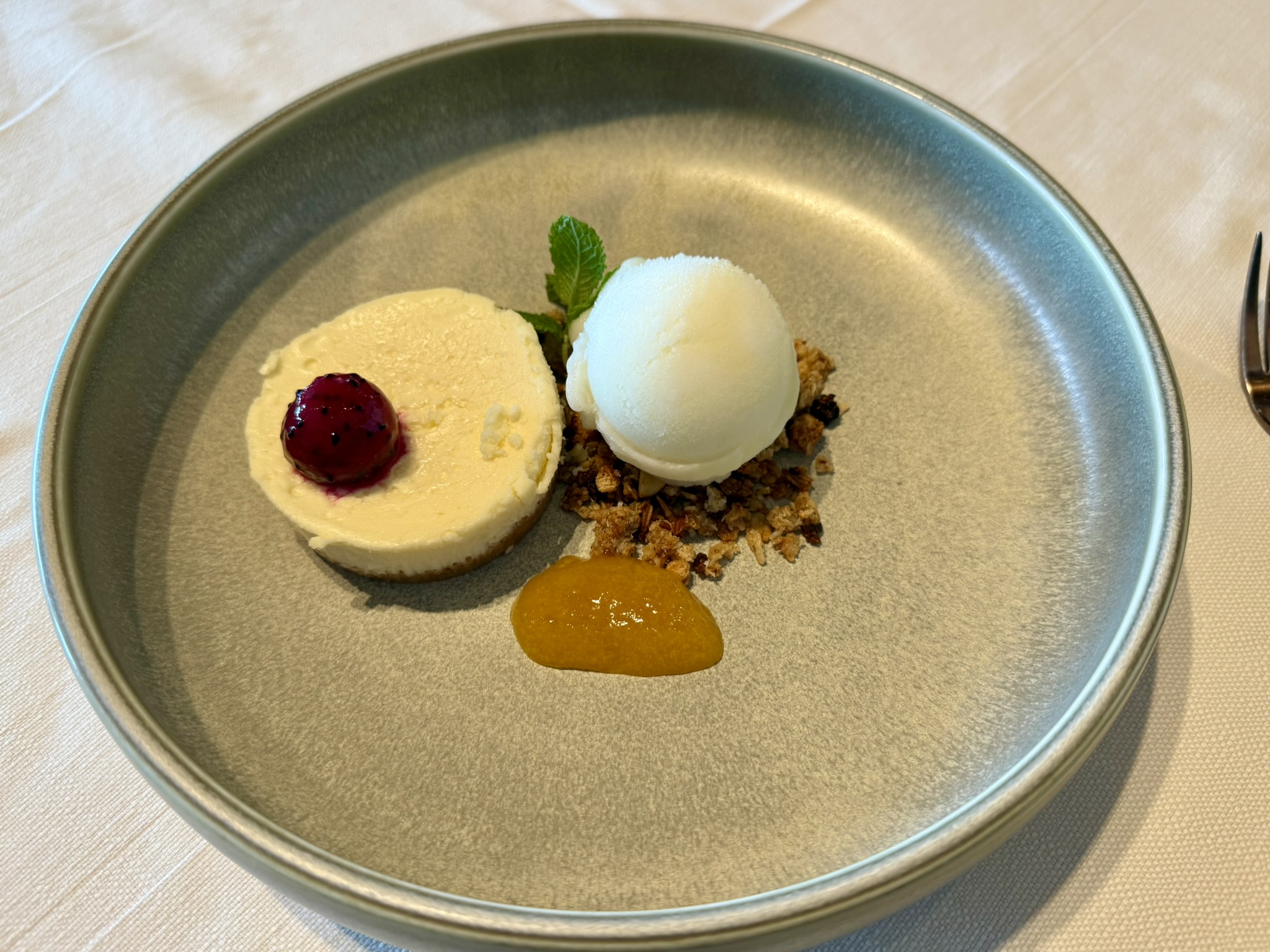 说走就走的A380头等舱：12小时连刷汉莎航空两大顶奢头等舱休息室，还能在休息室过海关入境？！