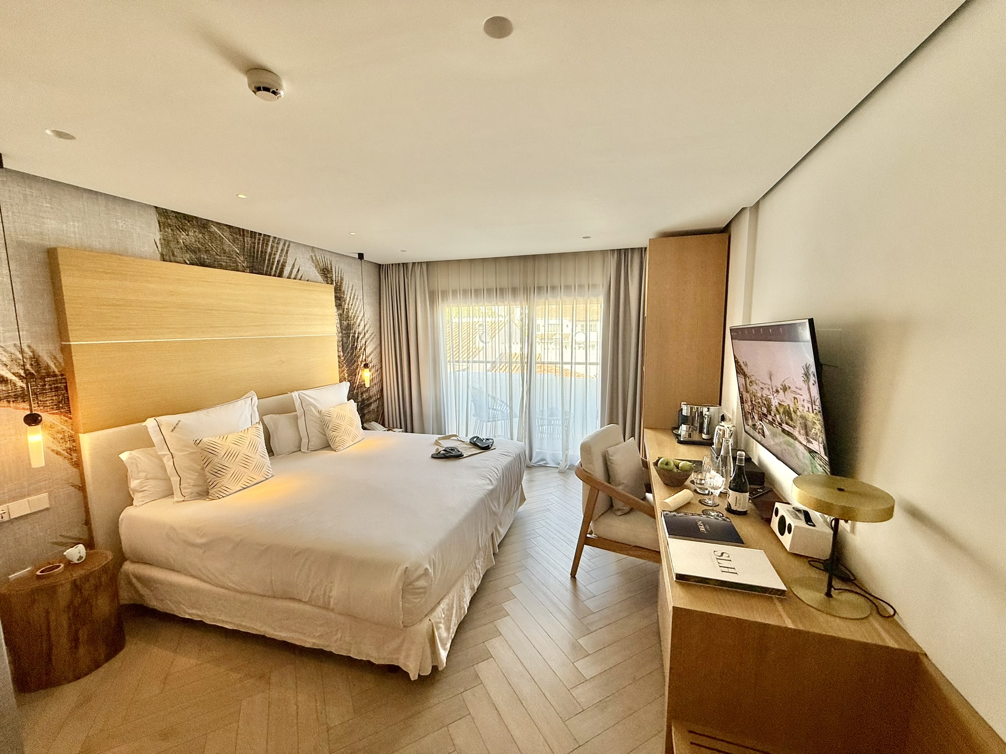 【避雷】免房券用在1500欧元一晚的“米一”度假酒店,结果以为在住汽车旅馆 - Nobu Hotel Marbella入住体验 7 【避雷】免房券用在1500欧元一晚的“米一”度假酒店,结果以为在住汽车旅馆 - Nobu Hotel Marbella入住体验