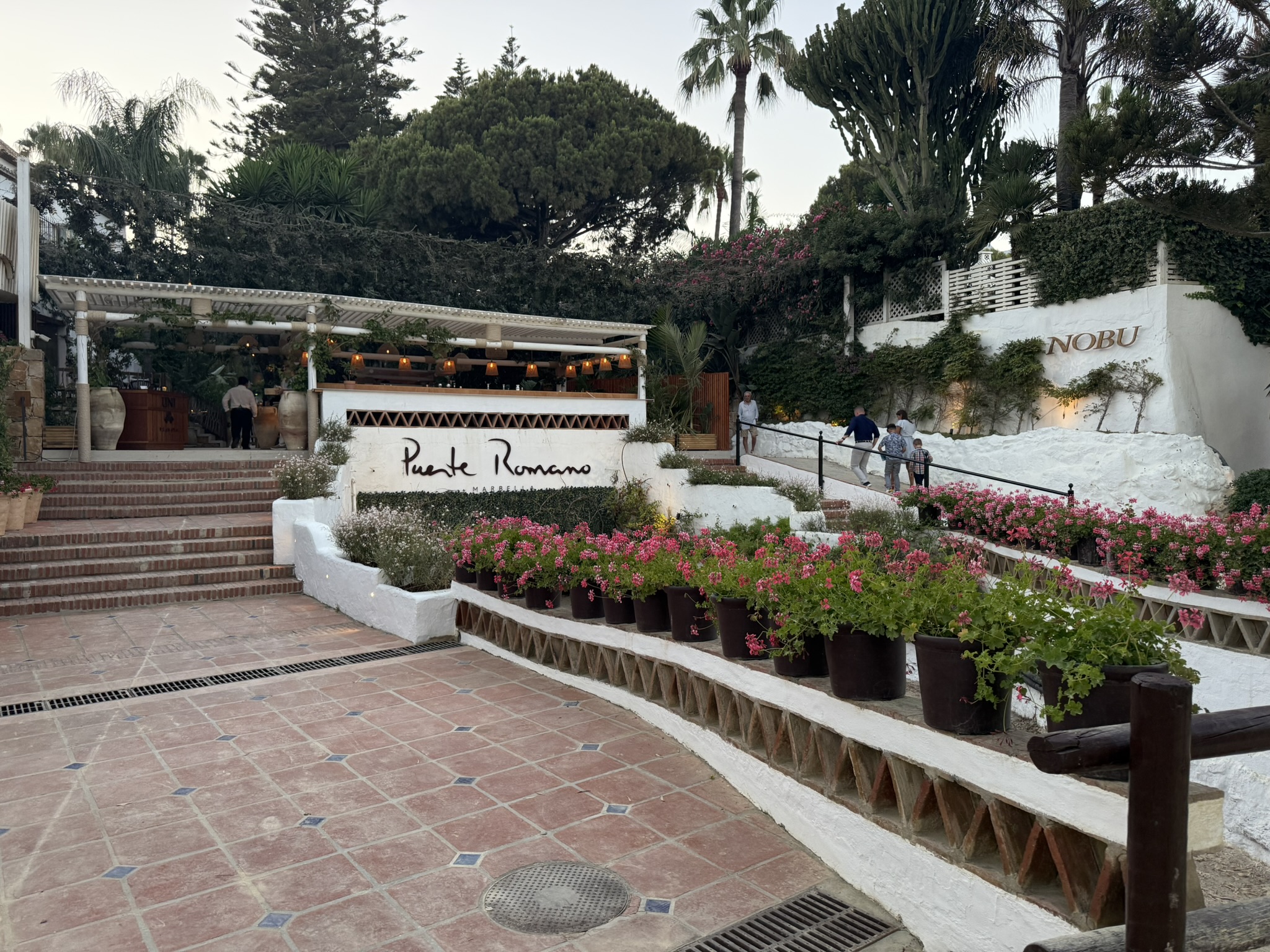 【避雷】免房券用在1500欧元一晚的“米一”度假酒店,结果以为在住汽车旅馆 - Nobu Hotel Marbella入住体验 23 【避雷】免房券用在1500欧元一晚的“米一”度假酒店,结果以为在住汽车旅馆 - Nobu Hotel Marbella入住体验