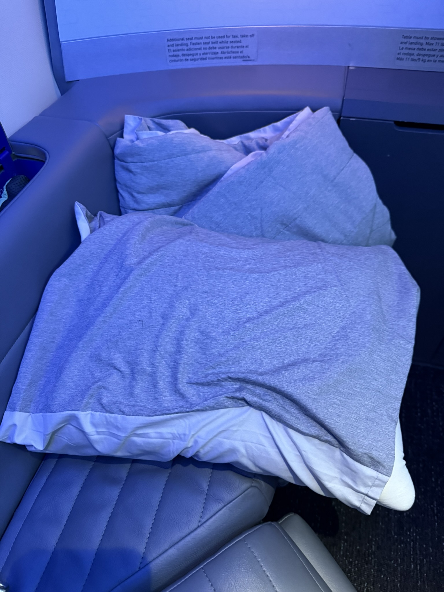 第一次窄体机商务舱跨洋,居然是顶级套间?JetBlue Mint A321neo(纽约JFK – 巴黎CDG)商务舱体验 25 第一次窄体机商务舱跨洋,居然是顶级套间?JetBlue Mint A321neo(纽约JFK – 巴黎CDG)商务舱体验